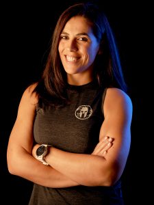portrait d'une femme coach sportive